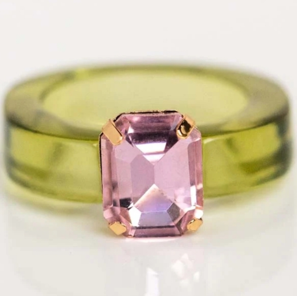 Funky Green Resin Ring - Ettika size 6